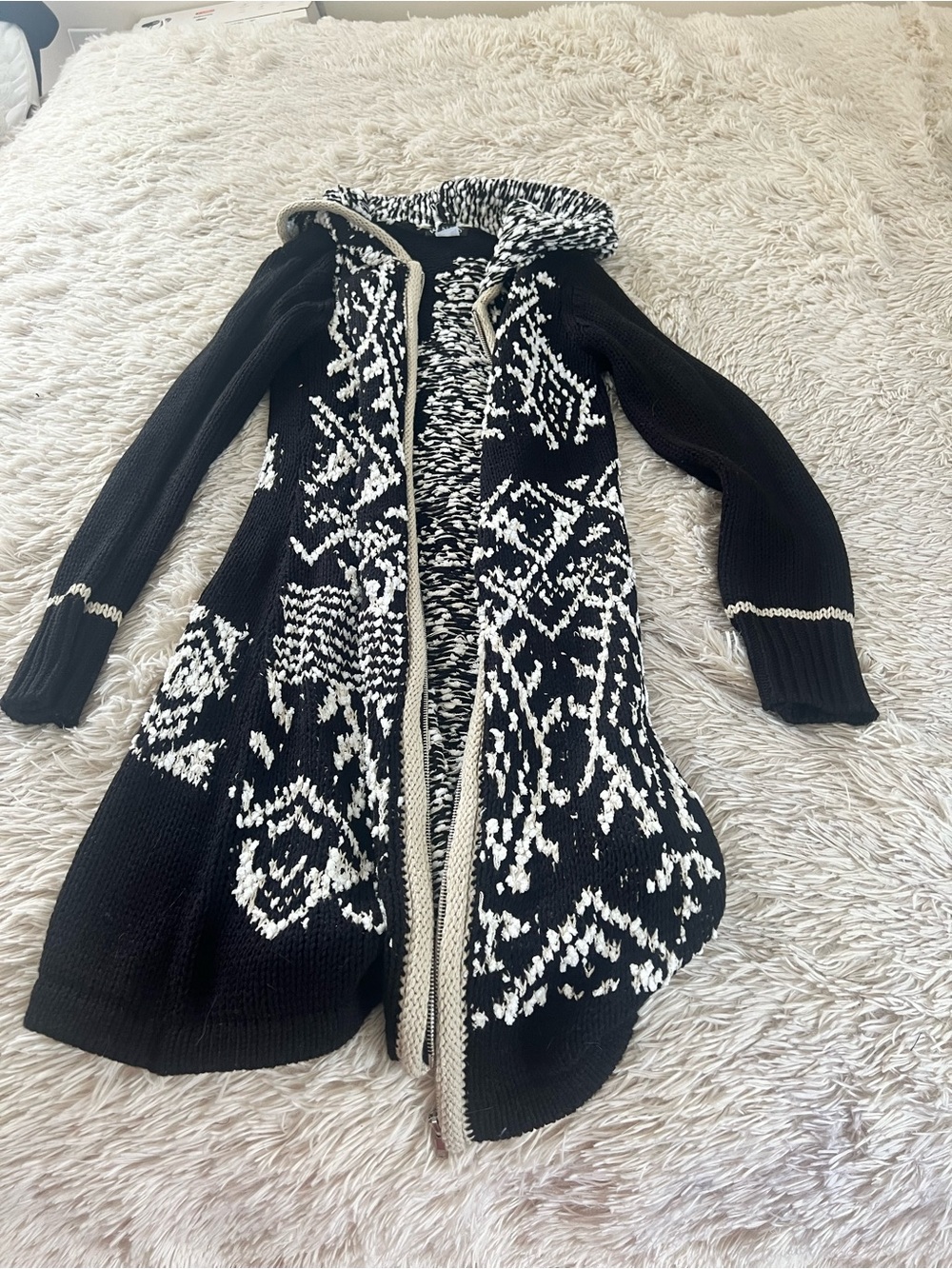 VENUS Black and White Hooded Patterned Knit Cardigan